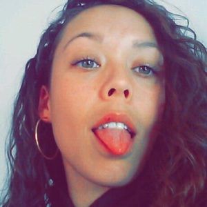 Meet your Posher, Natasha